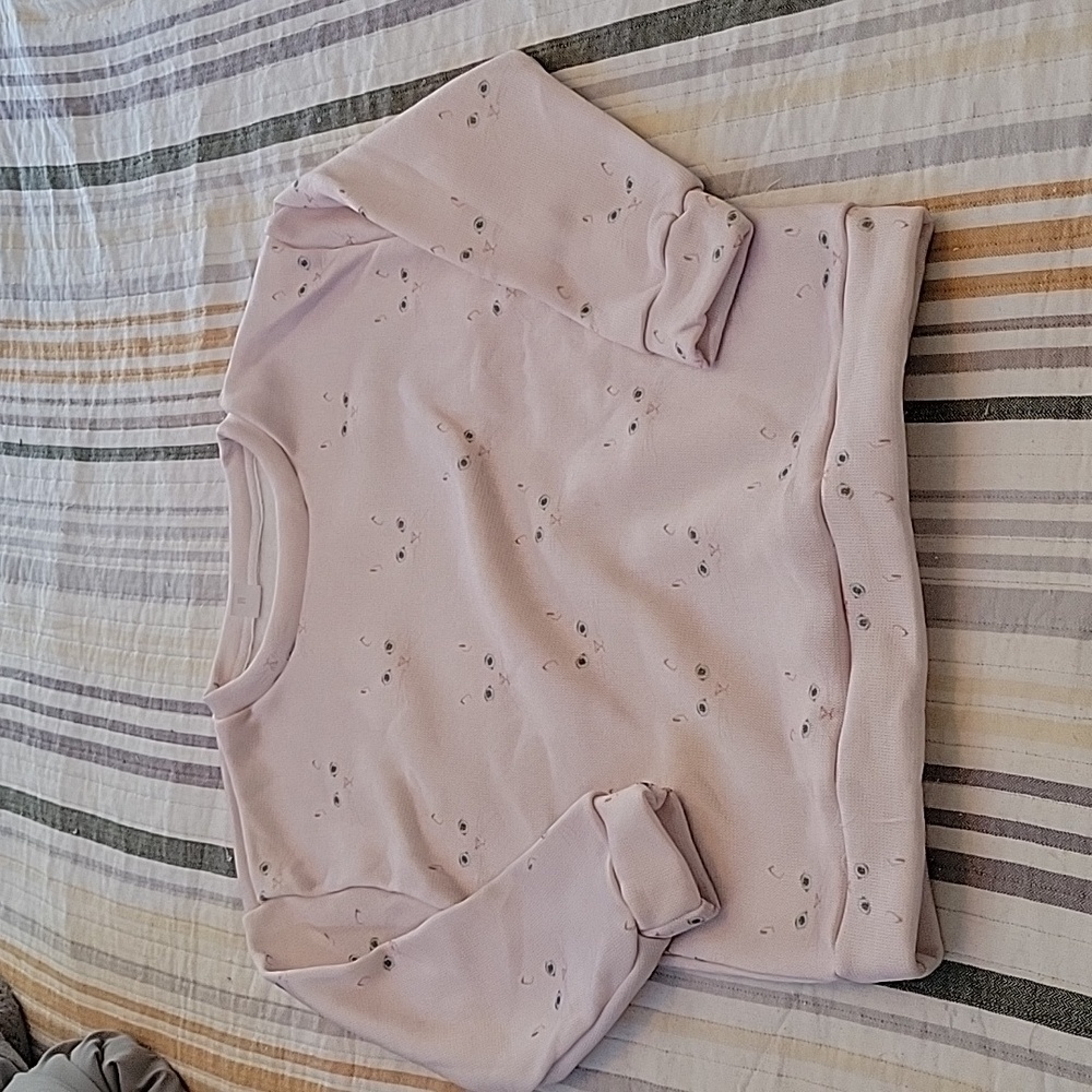 Women's sweater